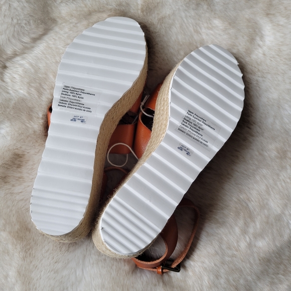 NWOT American Eagle Brown Straw Espadrilles - Picture 5 of 5